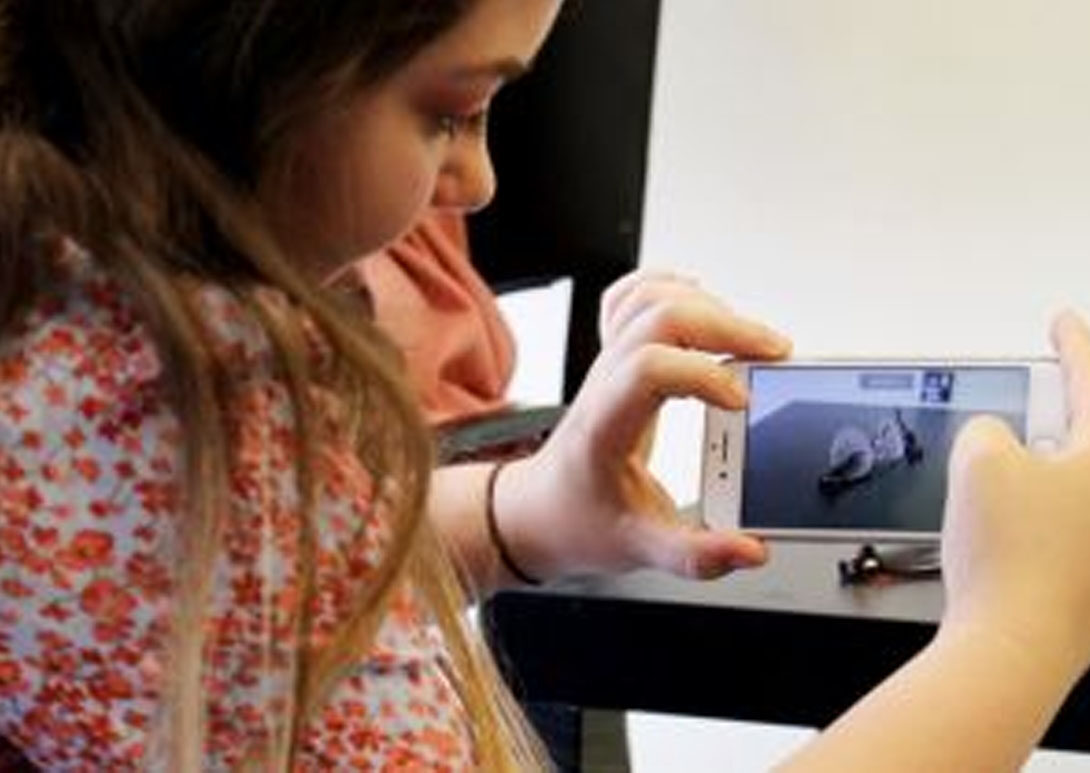 Blog-Smartphone-Filmmaking-Hero-London-MetFilm-School