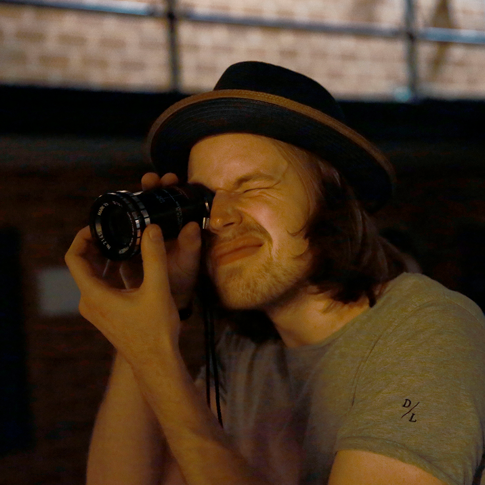 metfilm_school_video_screenspace_square_44